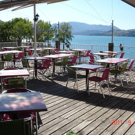 Hotel Les Flots Bleus Savines Exterior photo