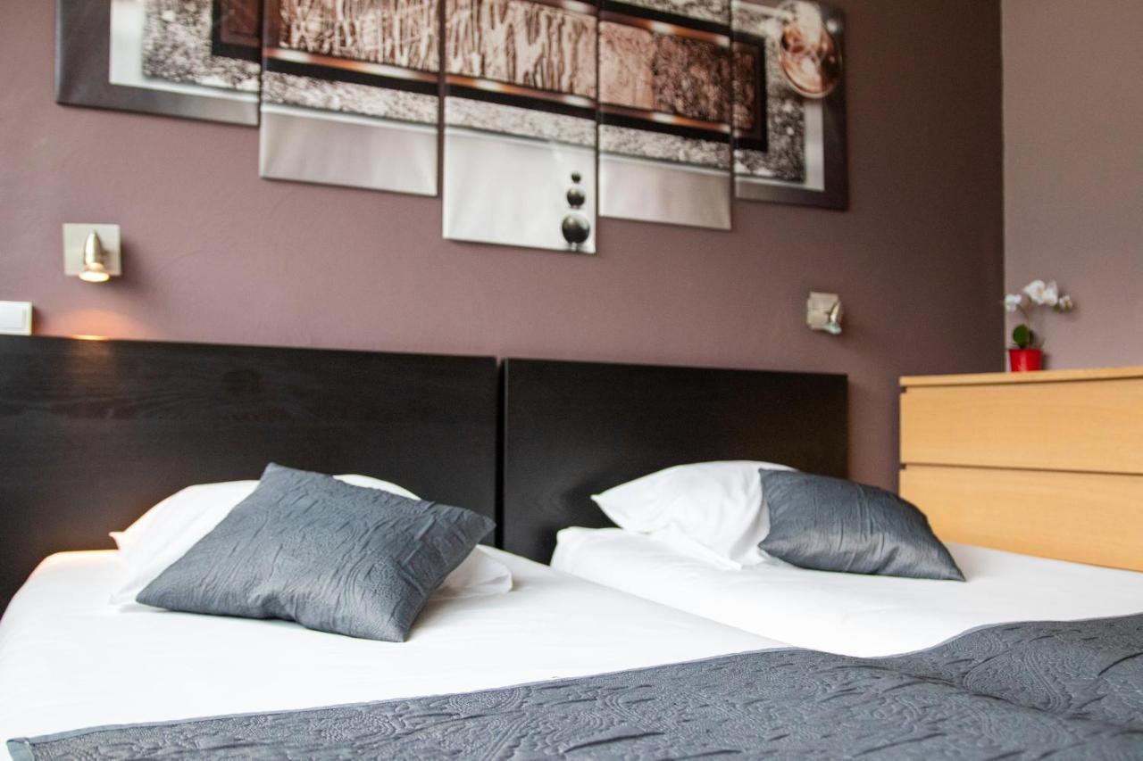 Hotel Les Flots Bleus Savines Exterior photo