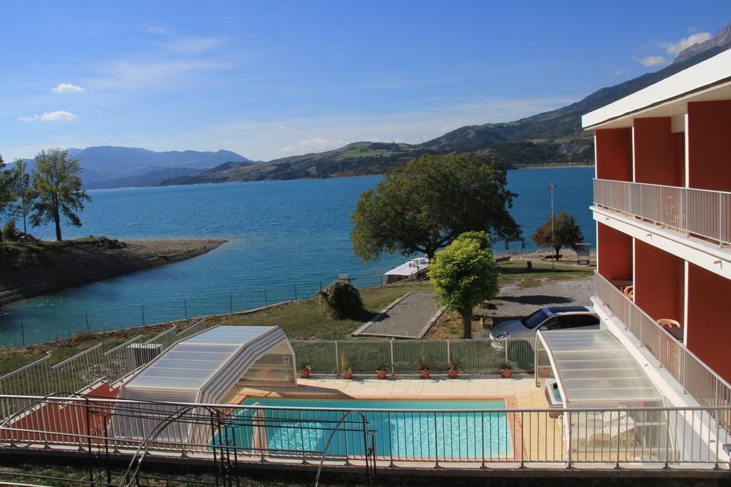 Hotel Les Flots Bleus Savines Exterior photo